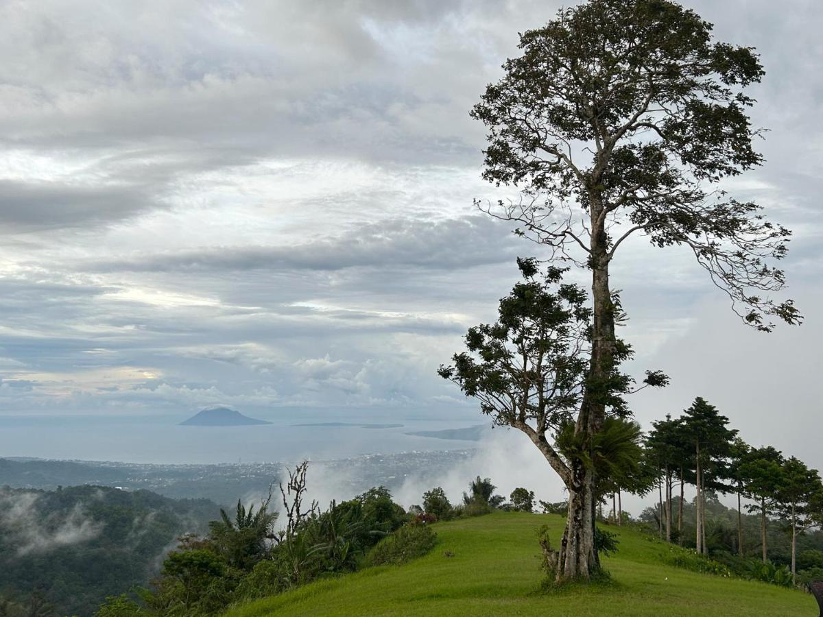 K2 Lembeh Dive Resort Bitung Екстериор снимка