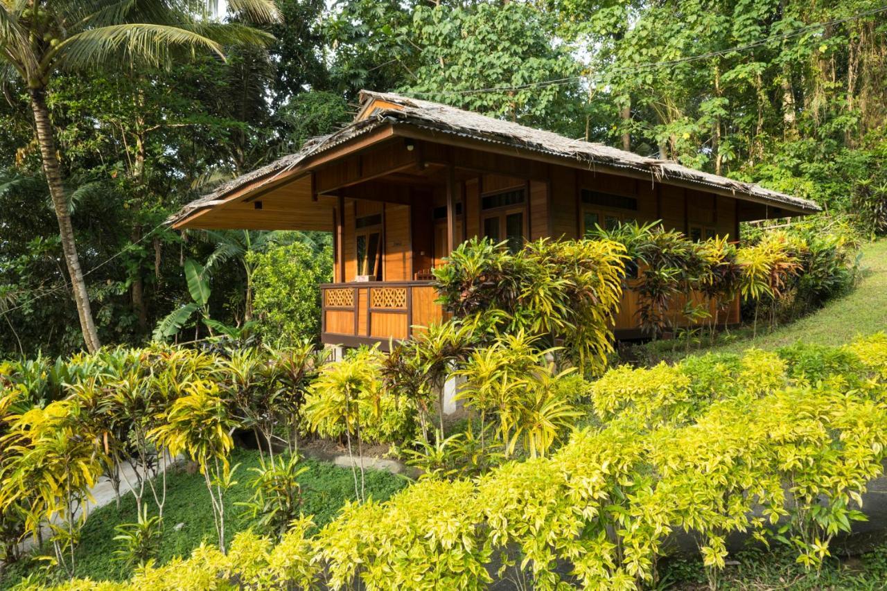 K2 Lembeh Dive Resort Bitung Екстериор снимка